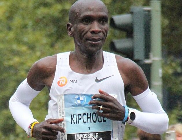 Eliud Kipchoge running in Berlin