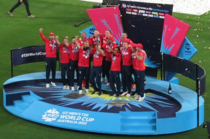 England lift 2022 t20 World Cup trophy